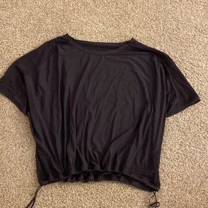 Lululemon Lean in Mesh Short Sleeve Top